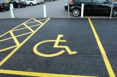 Где можно получить разрешение на парковку для инвалидов?