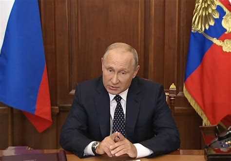 Путин вернул пенсионный возраст в России: новые правила и возраст